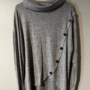 89th & Madison Heather Gray Knit Top